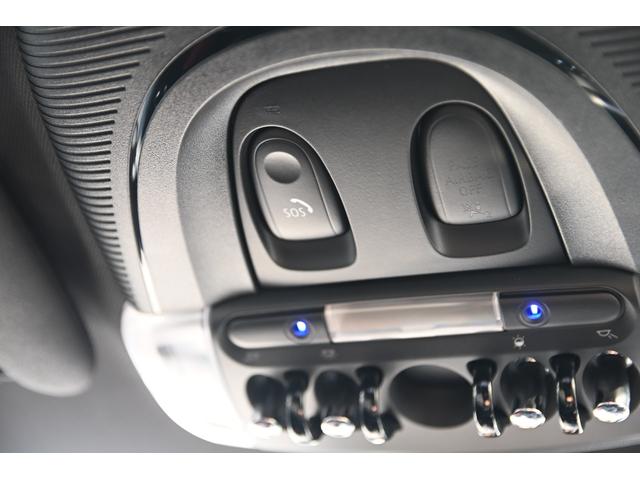 ＭＩＮＩ ジョンクーパーワークス　純正ナビ　純正１８インチＡＷ　Ｄメーター　Ｄアシスト　Ｂカメラ　ＰＤＣ　コンフォートアクセス　アームレスト　ＥＴＣ２．０　ＬＥＤヘッドライト　ドライビングモード　ＨＵＤ　ＡＣＣ　シートヒーター（74枚目）