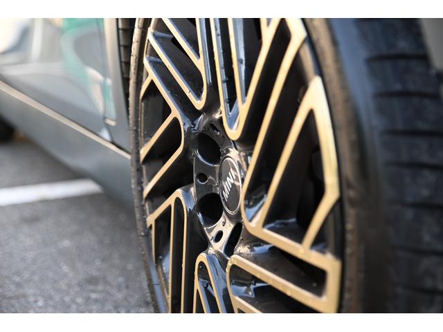 ＭＩＮＩ 　限定車　純正１８ＡＷ　Ｄアシスト　Ｂカメラ　ＰＤＣ　コンフォートアクセス　ＥＴＣ２．０　ＬＥＤヘッドライト　ドライビングモード　　シートヒーター　ＡＣＣ　ＡｐｐｌｅＣａｒＰｌａｙ（17枚目）
