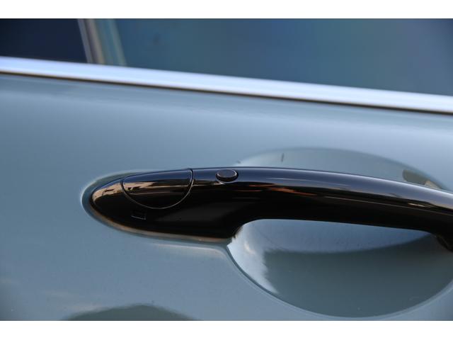 ＭＩＮＩ 　限定車　純正１８ＡＷ　Ｄアシスト　Ｂカメラ　ＰＤＣ　コンフォートアクセス　ＥＴＣ２．０　ＬＥＤヘッドライト　ドライビングモード　　シートヒーター　ＡＣＣ　ＡｐｐｌｅＣａｒＰｌａｙ（21枚目）