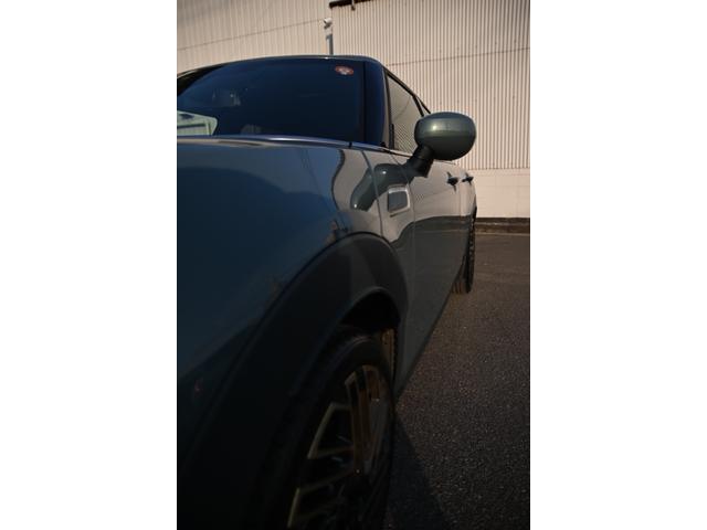 ＭＩＮＩ 　限定車　純正１８ＡＷ　Ｄアシスト　Ｂカメラ　ＰＤＣ　コンフォートアクセス　ＥＴＣ２．０　ＬＥＤヘッドライト　ドライビングモード　　シートヒーター　ＡＣＣ　ＡｐｐｌｅＣａｒＰｌａｙ（35枚目）