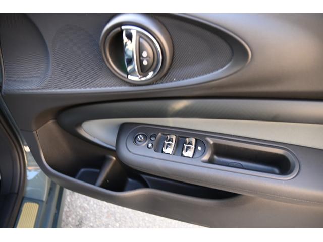 ＭＩＮＩ 　限定車　純正１８ＡＷ　Ｄアシスト　Ｂカメラ　ＰＤＣ　コンフォートアクセス　ＥＴＣ２．０　ＬＥＤヘッドライト　ドライビングモード　　シートヒーター　ＡＣＣ　ＡｐｐｌｅＣａｒＰｌａｙ（48枚目）