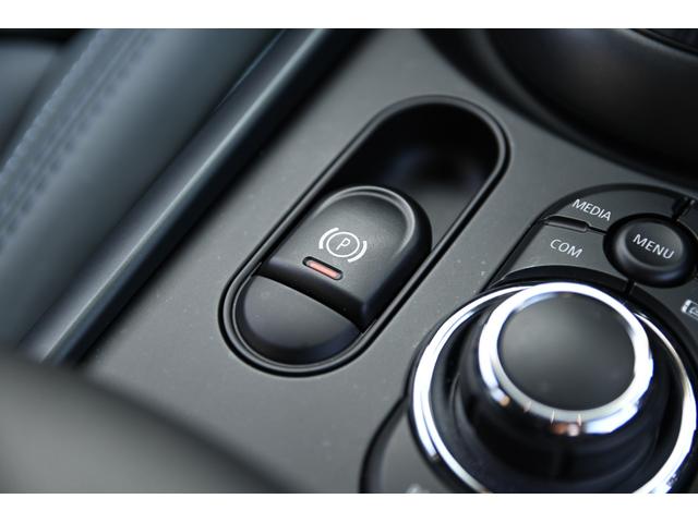 ＭＩＮＩ 　限定車　純正１８ＡＷ　Ｄアシスト　Ｂカメラ　ＰＤＣ　コンフォートアクセス　ＥＴＣ２．０　ＬＥＤヘッドライト　ドライビングモード　　シートヒーター　ＡＣＣ　ＡｐｐｌｅＣａｒＰｌａｙ（69枚目）