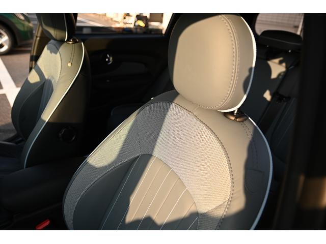 ＭＩＮＩ 　限定車　純正１８ＡＷ　Ｄアシスト　Ｂカメラ　ＰＤＣ　コンフォートアクセス　ＥＴＣ２．０　ＬＥＤヘッドライト　ドライビングモード　　シートヒーター　ＡＣＣ　ＡｐｐｌｅＣａｒＰｌａｙ（79枚目）