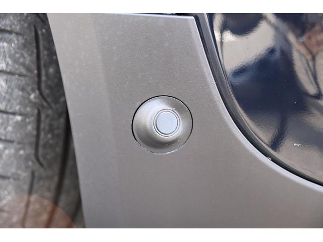 ＭＩＮＩ ジョンクーパーワークス　純正ＨＤＤナビ　純正１８インチＡＷ　Ｄアシスト　Ｂカメラ　ＰＤＣ　コンフォートアクセス　アームレスト　ＥＴＣ２．０　ＬＥＤヘッドライト　ドライビングモード　レインセンサー　ＨＵＤ　ＡＣＣ　ワンオーナー（14枚目）