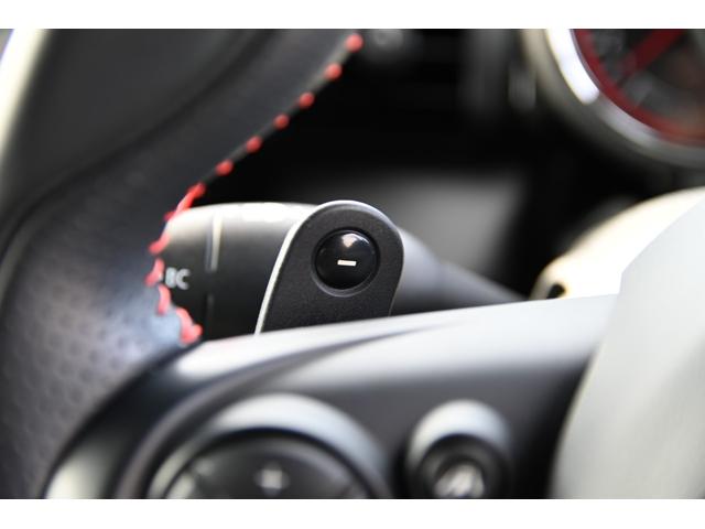 ＭＩＮＩ ジョンクーパーワークス　純正ＨＤＤナビ　純正１８インチＡＷ　Ｄアシスト　Ｂカメラ　ＰＤＣ　コンフォートアクセス　アームレスト　ＥＴＣ２．０　ＬＥＤヘッドライト　ドライビングモード　レインセンサー　ＨＵＤ　ＡＣＣ　ワンオーナー（52枚目）