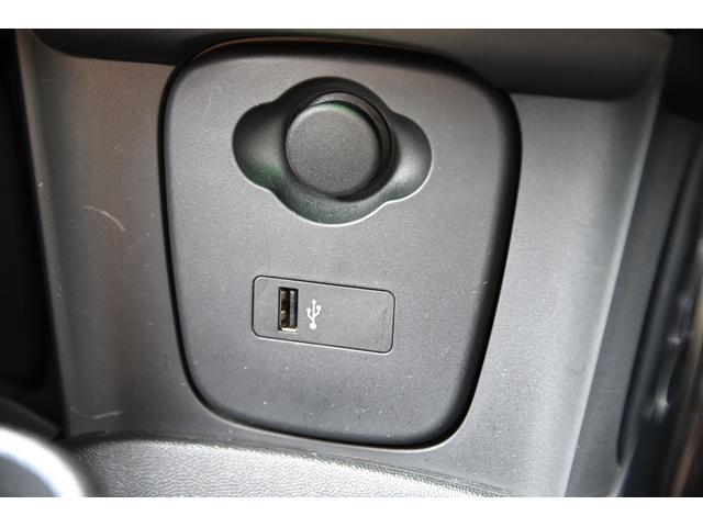 ＭＩＮＩ ジョンクーパーワークス　純正ＨＤＤナビ　純正１８インチＡＷ　Ｄアシスト　Ｂカメラ　ＰＤＣ　コンフォートアクセス　アームレスト　ＥＴＣ２．０　ＬＥＤヘッドライト　ドライビングモード　レインセンサー　ＨＵＤ　ＡＣＣ　ワンオーナー（67枚目）