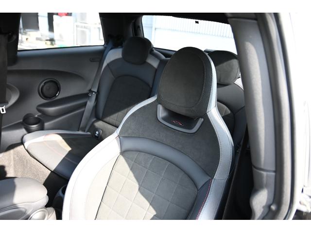 ＭＩＮＩ ジョンクーパーワークス　純正ＨＤＤナビ　純正１８インチＡＷ　Ｄアシスト　Ｂカメラ　ＰＤＣ　コンフォートアクセス　アームレスト　ＥＴＣ２．０　ＬＥＤヘッドライト　ドライビングモード　レインセンサー　ＨＵＤ　ＡＣＣ　ワンオーナー（78枚目）