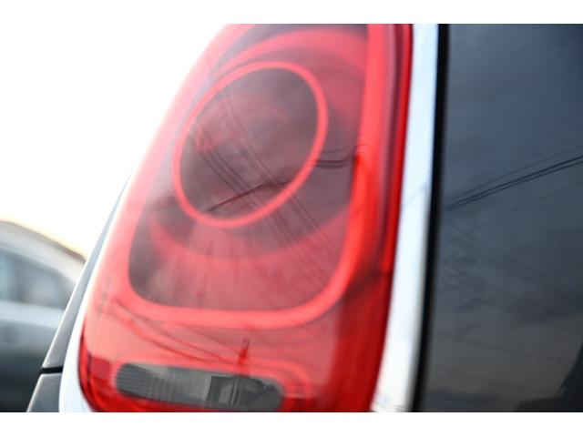 ＭＩＮＩ ジョンクーパーワークス　純正ＨＤＤナビ　純正１８インチＡＷ　Ｂカメラ　ＰＤＣ　コンフォートアクセス　ＥＴＣ２．０　ＬＥＤヘッドライト　オートライト　レインセンサー　Ｄモード　クルコン　ＨＵＤ（26枚目）