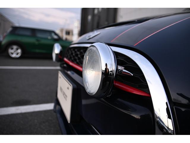 ＭＩＮＩ ジョンクーパーワークス　純正ＨＤＤナビ　純正１８インチＡＷ　Ｂカメラ　ＰＤＣ　コンフォートアクセス　ＥＴＣ２．０　ＬＥＤヘッドライト　オートライト　レインセンサー　Ｄモード　クルコン　ＨＵＤ（32枚目）