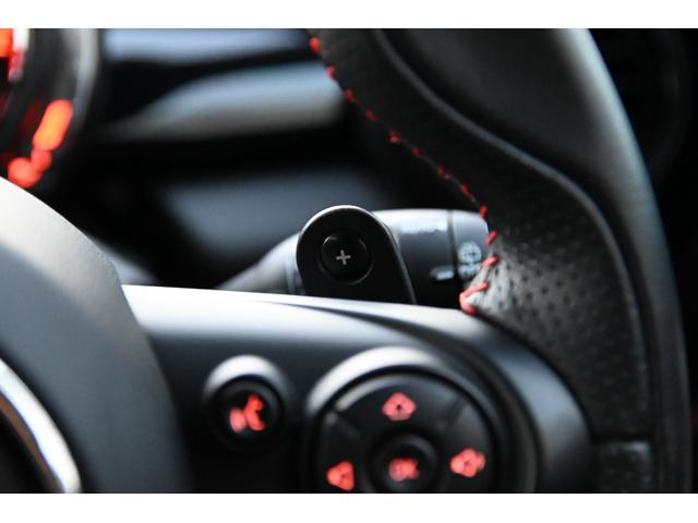 ＭＩＮＩ ジョンクーパーワークス　純正ＨＤＤナビ　純正１８インチＡＷ　Ｂカメラ　ＰＤＣ　コンフォートアクセス　ＥＴＣ２．０　ＬＥＤヘッドライト　オートライト　レインセンサー　Ｄモード　クルコン　ＨＵＤ（46枚目）