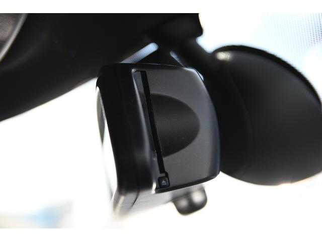 ＭＩＮＩ ジョンクーパーワークス　純正ＨＤＤナビ　純正１８インチＡＷ　Ｂカメラ　ＰＤＣ　コンフォートアクセス　ＥＴＣ２．０　ＬＥＤヘッドライト　オートライト　レインセンサー　Ｄモード　クルコン　ＨＵＤ（61枚目）