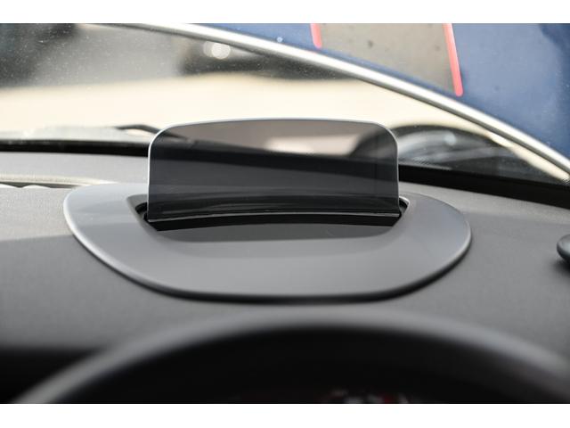 ＭＩＮＩ ジョンクーパーワークス　純正ＨＤＤナビ　純正１８インチＡＷ　Ｂカメラ　ＰＤＣ　コンフォートアクセス　ＥＴＣ２．０　ＬＥＤヘッドライト　オートライト　レインセンサー　Ｄモード　クルコン　ＨＵＤ（62枚目）