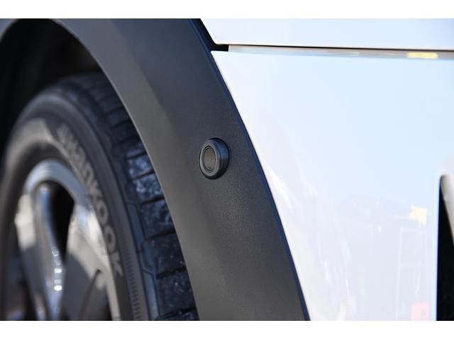 ＭＩＮＩ クーパー　純正ＨＤＤナビ　純正１６インチＡＷ　Ｄアシスト　バックカメラ　ＰＤＣ　コンフォートアクセス　アームレスト　ＬＥＤヘッドライト（16枚目）