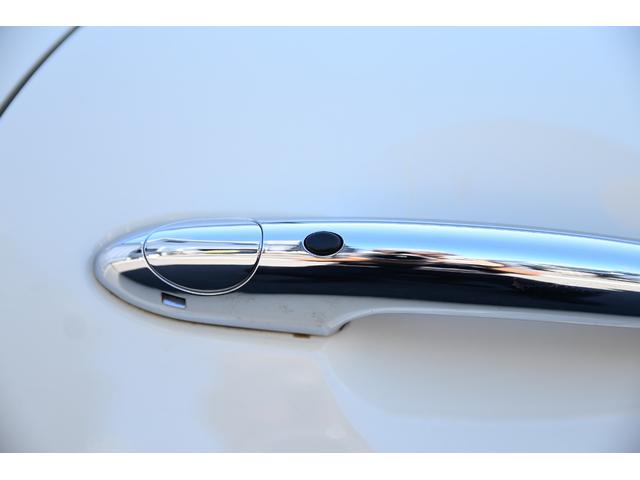 ＭＩＮＩ クーパー　純正ＨＤＤナビ　純正１６インチＡＷ　Ｄアシスト　バックカメラ　ＰＤＣ　コンフォートアクセス　アームレスト　ＬＥＤヘッドライト（21枚目）