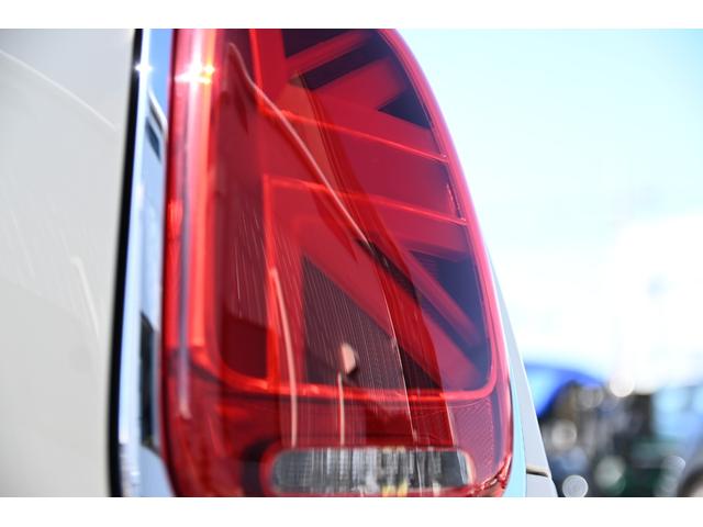 ＭＩＮＩ クーパー　純正ＨＤＤナビ　純正１６インチＡＷ　Ｄアシスト　バックカメラ　ＰＤＣ　コンフォートアクセス　アームレスト　ＬＥＤヘッドライト（28枚目）