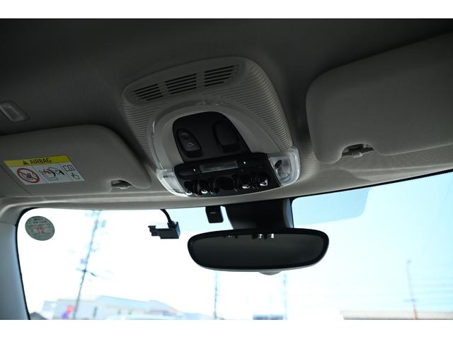 ＭＩＮＩ クーパー　純正ＨＤＤナビ　純正１６インチＡＷ　Ｄアシスト　バックカメラ　ＰＤＣ　コンフォートアクセス　アームレスト　ＬＥＤヘッドライト（60枚目）