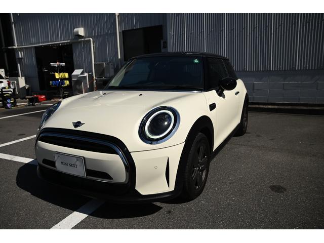 ＭＩＮＩ クーパー　純正ＨＤＤナビ　純正１６インチＡＷ　Ｄアシスト　バックカメラ　ＰＤＣ　コンフォートアクセス　アームレスト　ＬＥＤヘッドライト（73枚目）