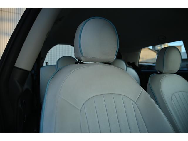 ＭＩＮＩ クーパー　アイスブルー　限定車アイスブルー　純正ＨＤＤナビ　純正１８インチホワイトＡＷ　社外Ｂカメラ　コンフォートアクセス　ＬＥＤヘッドライト　カバナシートカバー（39枚目）