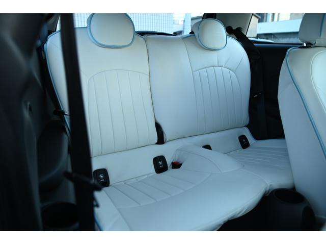 ＭＩＮＩ クーパー　アイスブルー　限定車アイスブルー　純正ＨＤＤナビ　純正１８インチホワイトＡＷ　社外Ｂカメラ　コンフォートアクセス　ＬＥＤヘッドライト　カバナシートカバー（55枚目）