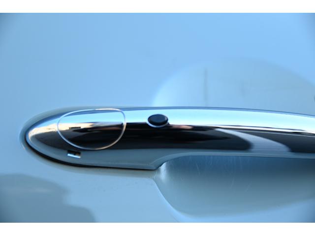 ＭＩＮＩ クーパー　アイスブルー　限定車アイスブルー　純正ＨＤＤナビ　純正１８インチホワイトＡＷ　社外Ｂカメラ　コンフォートアクセス　ＬＥＤヘッドライト　カバナシートカバー（77枚目）