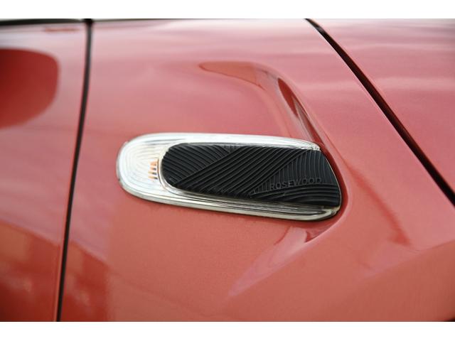 ＭＩＮＩ ローズウッドエディション　純正ナビ　純正１６ＡＷ　ＰＤＣ　バックカメラ　ＰＤＣ　コンフォートアクセス　アームレスト　ＥＴＣ２．０　ＬＥＤヘッドライト　ハーフレザーシート　オートライト　レインセンサー（17枚目）