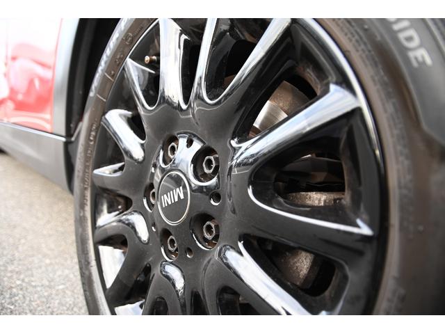 ＭＩＮＩ ローズウッドエディション　純正ナビ　純正１６ＡＷ　ＰＤＣ　バックカメラ　ＰＤＣ　コンフォートアクセス　アームレスト　ＥＴＣ２．０　ＬＥＤヘッドライト　ハーフレザーシート　オートライト　レインセンサー（29枚目）