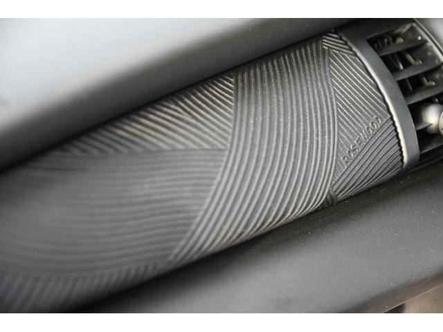 ＭＩＮＩ ローズウッドエディション　純正ナビ　純正１６ＡＷ　ＰＤＣ　バックカメラ　ＰＤＣ　コンフォートアクセス　アームレスト　ＥＴＣ２．０　ＬＥＤヘッドライト　ハーフレザーシート　オートライト　レインセンサー（67枚目）