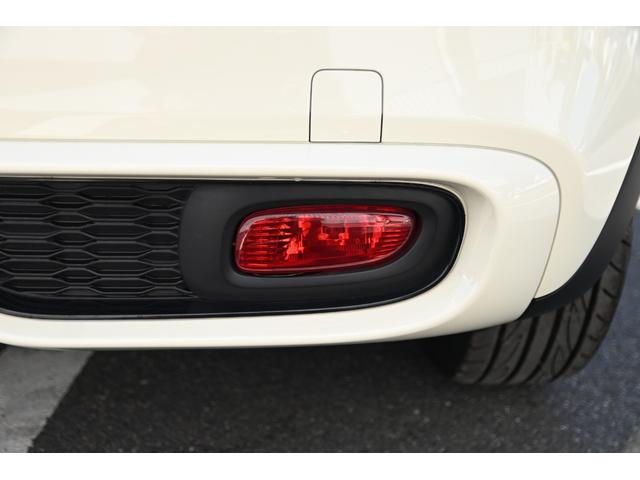 ＭＩＮＩ クーパーＳ　純正１７インチＡＷ　純正ナビ　ＡＢＳ　コンフォートアクセス　アームレスト　ＥＴＣ２．０　ＬＥＤヘッドライト　オートライト　レインセンサー　ＥＴＣ２．０（22枚目）