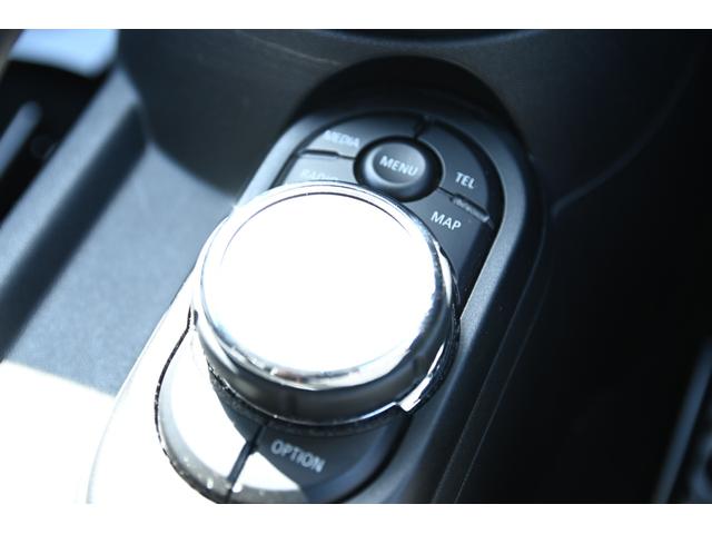 ＭＩＮＩ クーパーＳ　純正１７インチＡＷ　純正ナビ　ＡＢＳ　コンフォートアクセス　アームレスト　ＥＴＣ２．０　ＬＥＤヘッドライト　オートライト　レインセンサー　ＥＴＣ２．０（47枚目）