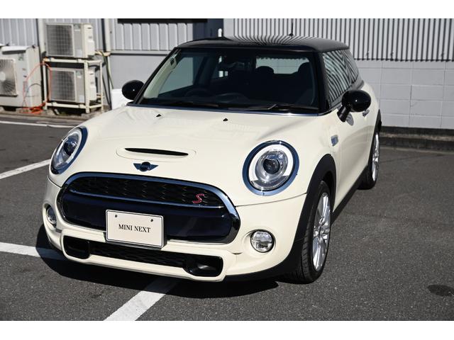 ＭＩＮＩ クーパーＳ　純正１７インチＡＷ　純正ナビ　ＡＢＳ　コンフォートアクセス　アームレスト　ＥＴＣ２．０　ＬＥＤヘッドライト　オートライト　レインセンサー　ＥＴＣ２．０（70枚目）