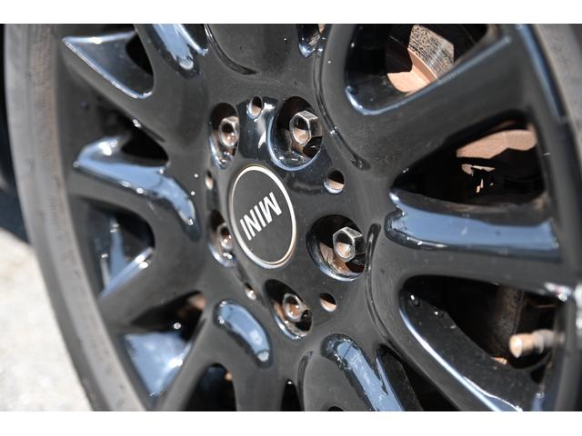 ＭＩＮＩ クーパーＳ　純正１６ＡＷ　純正ＨＤＤナビ　バックカメラ　ＥＴＣ２．０　ＬＥＤヘッドライト　オートライト　レインセンサー（26枚目）