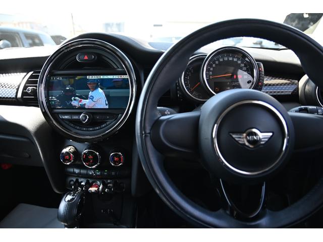 ＭＩＮＩ クーパーＳ　純正１６ＡＷ　純正ＨＤＤナビ　バックカメラ　ＥＴＣ２．０　ＬＥＤヘッドライト　オートライト　レインセンサー（37枚目）