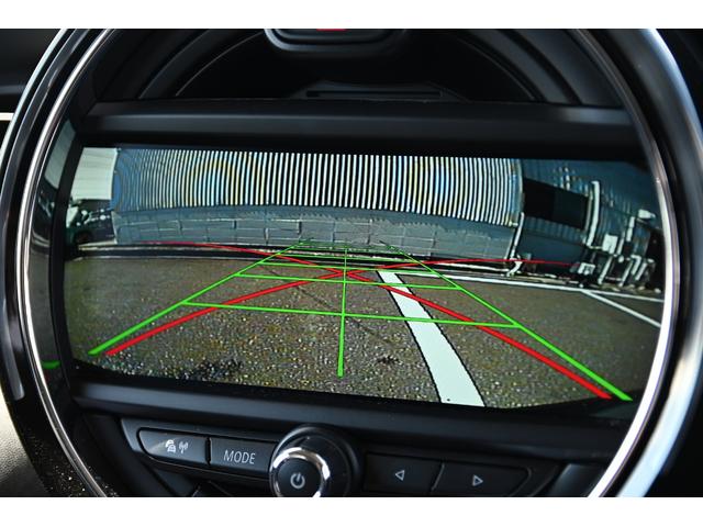 ＭＩＮＩ クーパーＳ　純正１６ＡＷ　純正ＨＤＤナビ　バックカメラ　ＥＴＣ２．０　ＬＥＤヘッドライト　オートライト　レインセンサー（44枚目）