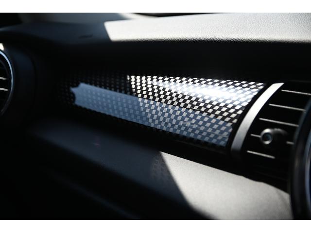 ＭＩＮＩ クーパーＳ　純正１６ＡＷ　純正ＨＤＤナビ　バックカメラ　ＥＴＣ２．０　ＬＥＤヘッドライト　オートライト　レインセンサー（51枚目）