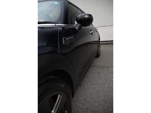 MINI クーパー 純正ナビ 純正AW 液晶メーター Bカメラ PDC コンフォートアクセス アームレスト LEDヘッドライト ドライビングモード オートライト レインセンサー クルコン(34枚目)