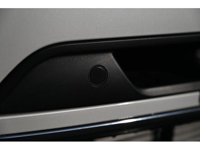 ＭＩＮＩ クーパーＤプレミアムプラスパックエッセンシャルトリム　純正１６ＡＷ　Ｄメーター　前後ＰＤＣ　ワイヤレスチャージング　Ｄアシスト　コンフォートアクセス　アームレスト　ＥＴＣ２．０　ＬＥＤヘッドライト　ドライビングモード　オートライト　ワイヤレスチャージング（13枚目）