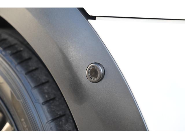 ＭＩＮＩ クーパーＤプレミアムプラスパックエッセンシャルトリム　純正１６ＡＷ　Ｄメーター　前後ＰＤＣ　ワイヤレスチャージング　Ｄアシスト　コンフォートアクセス　アームレスト　ＥＴＣ２．０　ＬＥＤヘッドライト　ドライビングモード　オートライト　ワイヤレスチャージング（15枚目）