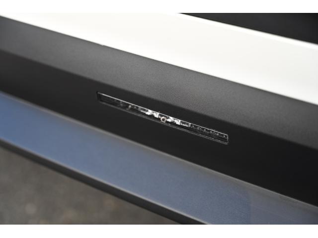 ＭＩＮＩ クーパーＤプレミアムプラスパックエッセンシャルトリム　純正１６ＡＷ　Ｄメーター　前後ＰＤＣ　ワイヤレスチャージング　Ｄアシスト　コンフォートアクセス　アームレスト　ＥＴＣ２．０　ＬＥＤヘッドライト　ドライビングモード　オートライト　ワイヤレスチャージング（27枚目）