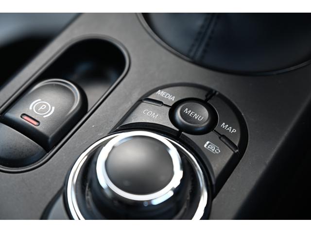 ＭＩＮＩ クーパーＤプレミアムプラスパックエッセンシャルトリム　純正１６ＡＷ　Ｄメーター　前後ＰＤＣ　ワイヤレスチャージング　Ｄアシスト　コンフォートアクセス　アームレスト　ＥＴＣ２．０　ＬＥＤヘッドライト　ドライビングモード　オートライト　ワイヤレスチャージング（58枚目）