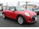 ＭＩＮＩ クーパー　サザーク　限定車　純正ナビ　純正１７インチＡＷ　Ｓキー　ＬＥＤライト　レザレットシート　シートヒーター（2枚目）