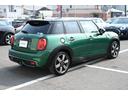 ＭＩＮＩ クーパーＳ　６０周年記念限定車　純正本革シート　Ｄアシスト　純正ナビ　Ｓキー　ＥＴＣ２．０　ＬＥＤヘッドランプ　シートヒーター　ＡＣＣ（6枚目）