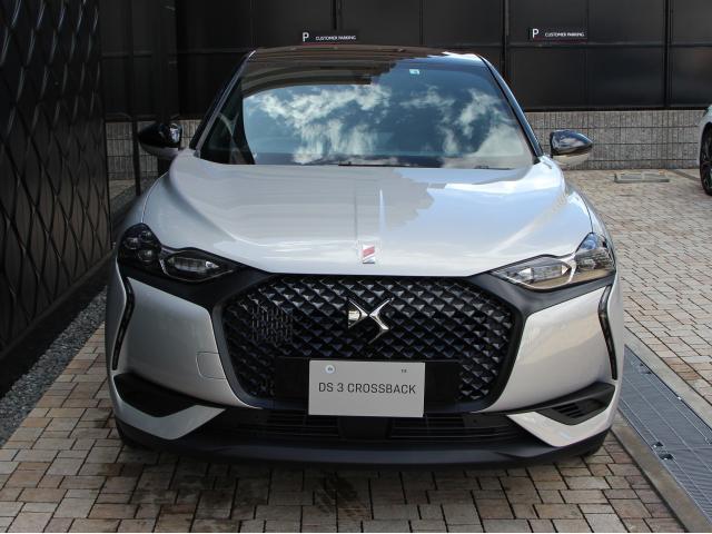 ＤＳ３クロスバック ＰＥＲＦＯＲＭＡＮＣＥ　Ｌｉｎｅ　特別仕様車　パフォーマンスライン　ワンオーナー車　新車保証継承　純正ナビ　アップルカープレイ＆アンドロイドオート対応　ＥＴＣ車載器（2枚目）