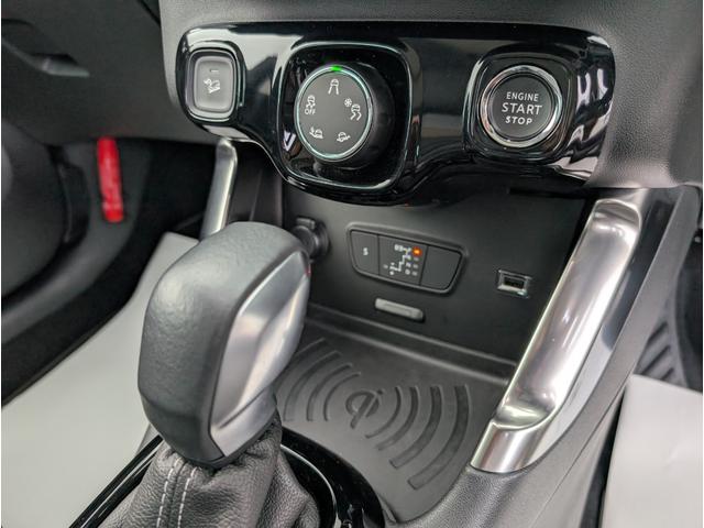 Ｃ３ エアクロス シャインパック　ブルーＨＤｉ　弊社社用車使用車　新車保証継承＋認定中古車保証１２か月付帯　１．５Ｌディーゼルターボ　アドバンストコンフォートシート　サンルーフ　ＨＩ－ＦＩオーディオ　アップルカープレイ＆アンドロイドオート対応（17枚目）