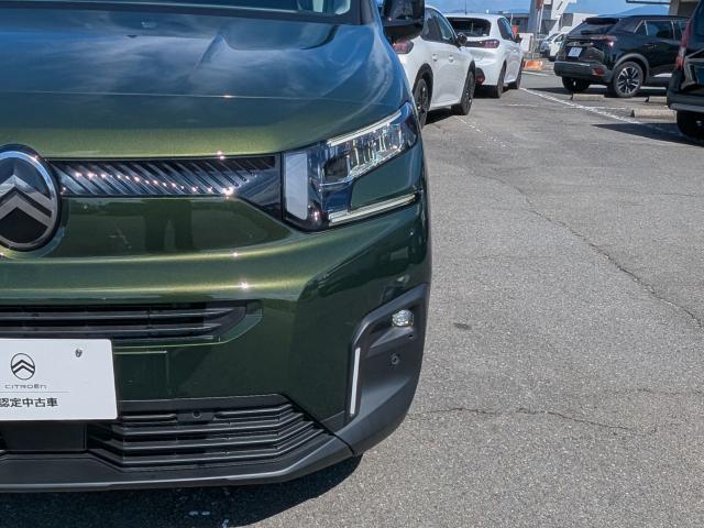 ベルランゴ ロング　マックス　ブルーＨＤｉ　弊社デモカー使用車　新車保証継承　１．５Ｌディーゼルターボ　アップルカープレイ＆アンドロイドオート対応　３列シート７人乗り（16枚目）