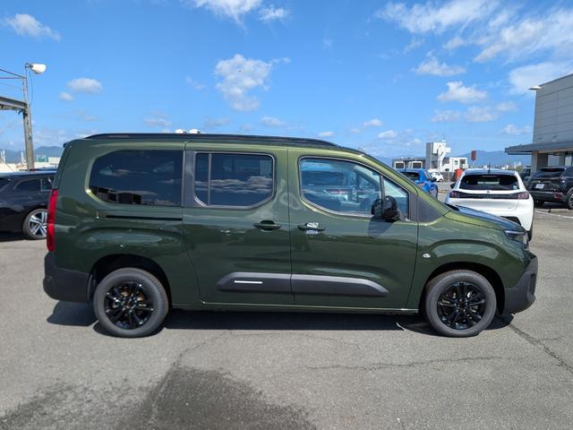 ベルランゴ ロング　マックス　ブルーＨＤｉ　登録済未使用車　新車保証継承　１．５Ｌディーゼルターボ　アップルカープレイ＆アンドロイドオート対応　３列シート７人乗り（55枚目）