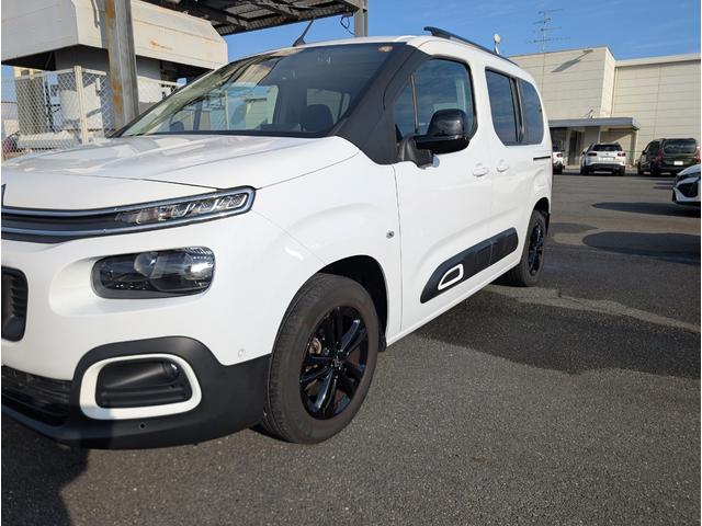 ベルランゴ マックス　ブルーＨＤｉ　ワンオーナー車　新車保証継承　１．５Ｌディーゼルターボ　パノラミックガラスルーフ　ＬＥＤヘッドライト　アップルカープレイ＆アンドロイドオート対応（41枚目）