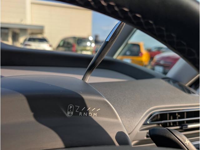 グランドC4 スペースツアラー シャイン ワンオーナー車 認定中古車保証12ヶ月付帯 アップルカープレイ&アンドロイドオート対応 3列シート7人乗り パノラミックガラスルーフ ゼニスウインドウ ドラレコ ETC(12枚目)