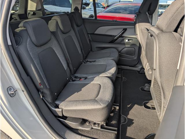 グランドC4 スペースツアラー シャイン ワンオーナー車 認定中古車保証12ヶ月付帯 アップルカープレイ&アンドロイドオート対応 3列シート7人乗り パノラミックガラスルーフ ゼニスウインドウ ドラレコ ETC(30枚目)