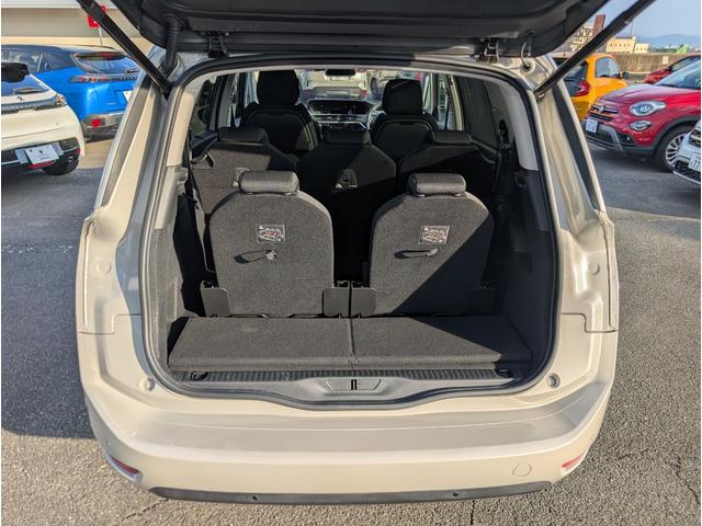 グランドC4 スペースツアラー シャイン ワンオーナー車 認定中古車保証12ヶ月付帯 アップルカープレイ&アンドロイドオート対応 3列シート7人乗り パノラミックガラスルーフ ゼニスウインドウ ドラレコ ETC(37枚目)