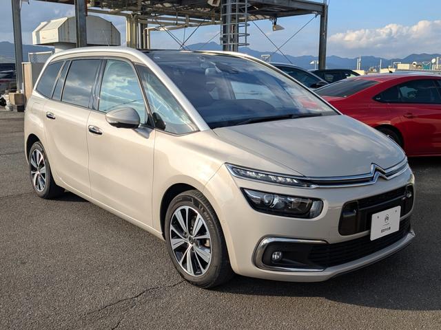 グランドC4 スペースツアラー シャイン ワンオーナー車 認定中古車保証12ヶ月付帯 アップルカープレイ&アンドロイドオート対応 3列シート7人乗り パノラミックガラスルーフ ゼニスウインドウ ドラレコ ETC(67枚目)